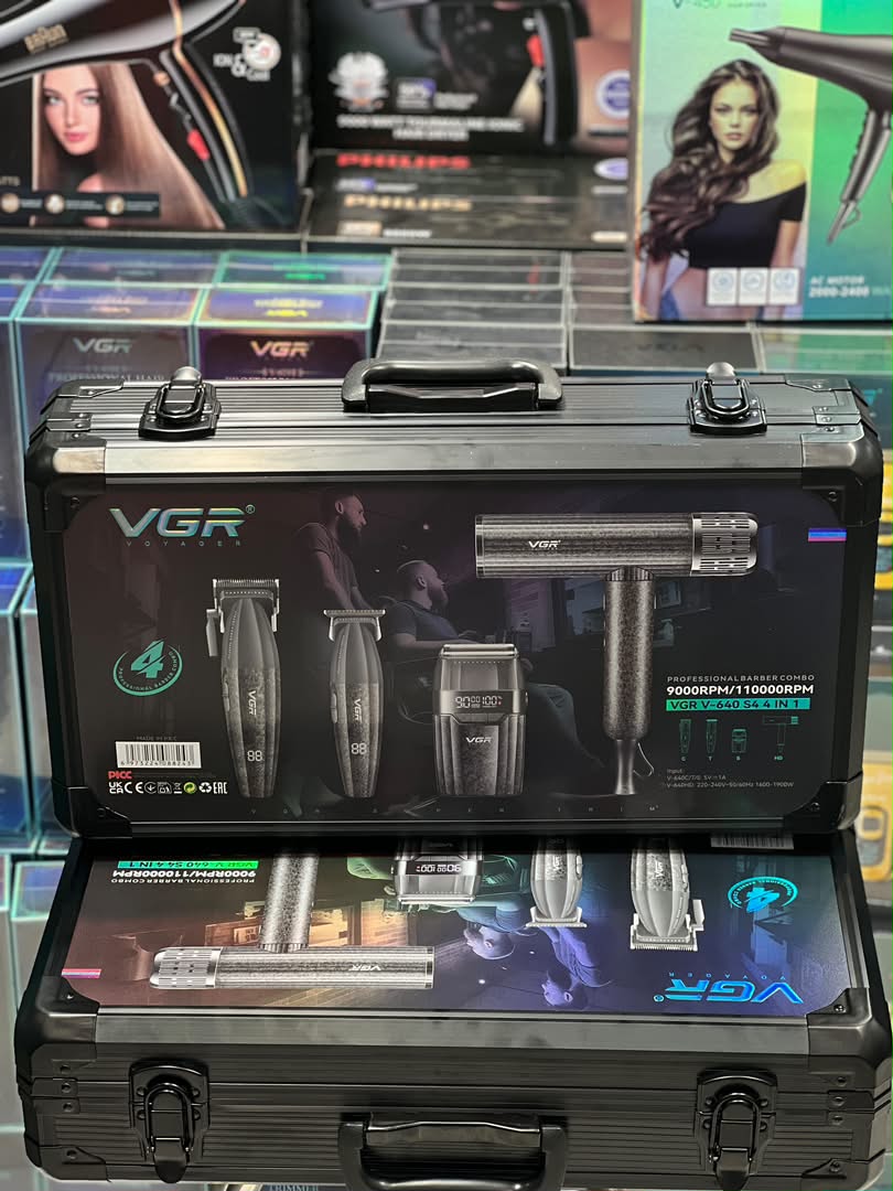 ست 4عددی سشوار،شیور و ماشین اصلاح وی جی آر مدل V-640 S4